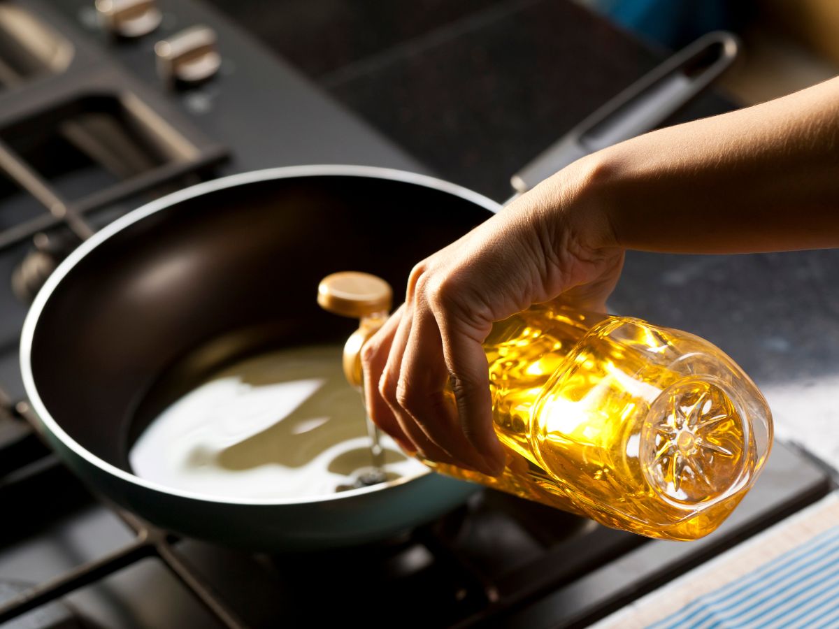A Handy Guide to Choosing the Right Oil for Cooking
